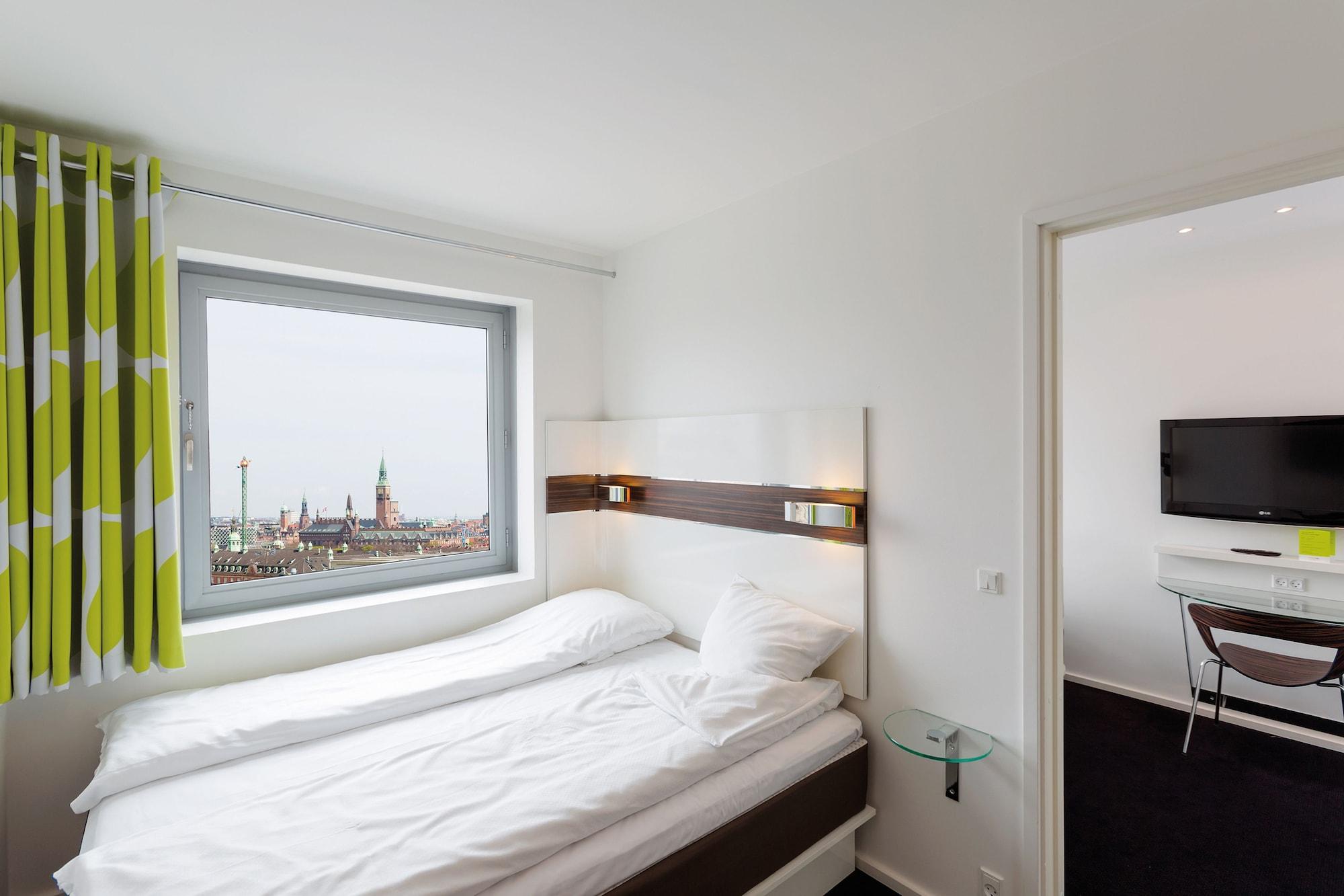 فندق كوبنهاجنفي  ويكاب كوبنهاغن - كارستن نيبورز غيد المظهر الخارجي الصورة
